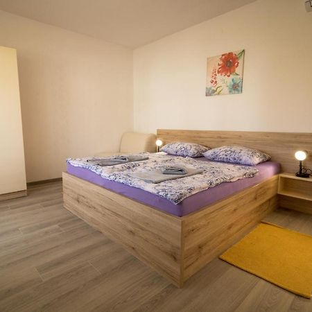 Apartmani Tonkica Supetarska Draga Extérieur photo