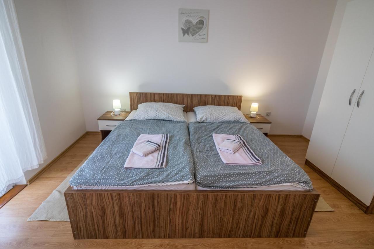 Apartmani Tonkica Supetarska Draga Extérieur photo