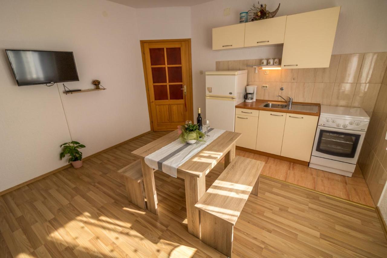 Apartmani Tonkica Supetarska Draga Extérieur photo